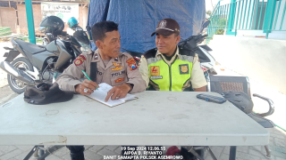 Polsek Semampir Laksanakan Patroli Harkamtibmas di Jalan Nyamplungan