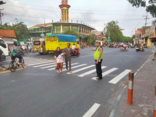 Polsek Semampir Laksanakan Giat Pos Akhir di TL Karang Tembok