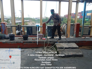 Polsek Asemrowo Laksanakan Pengecekan Debit Air di Rumah Air Pompa Balong II, Antisipasi Potensi Banjir