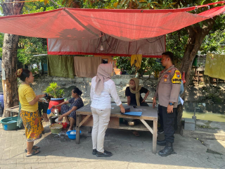 Bhabinkamtibmas Pegirian Polsek Semampir Himbau Warga Jalan Karang Tembok Gg II untuk Aktif Berpartisipasi dalam Pilkada