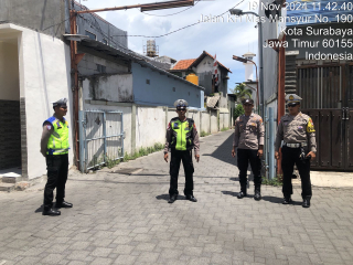 Polsek Semampir Laksanakan Patroli KRYD dan Pemantauan di Jalan Petukangan, Antisipasi Parkir dan Pungutan Liar
