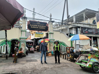 Polsek Semampir Laksanakan Patroli KRYD di Wisata Religi Sunan Ampel