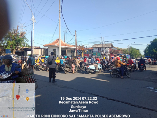Patroli Pengaturan Lalu Lintas Pagi oleh Personil Polsek Asemrowo