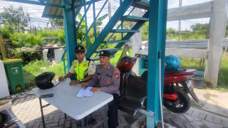 Personil Polsek Asemrowo Laksanakan Patroli dan Pemantauan Objek Vital Depo PLN Tambak Langon