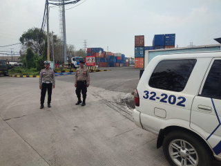 Personel Polsek Pabean Cantikan Patroli di Terminal Nilam Antisipasi 3C