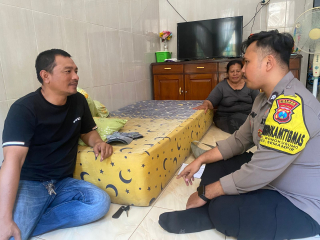 Bhabinkamtibmas Wonokusumo Ajak Warga Awasi Anak di Malam Hari, Cegah Pergaulan Negatif