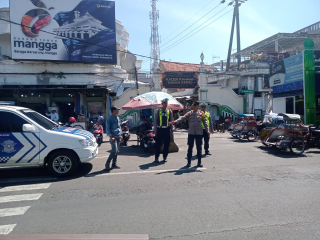 Patroli Harkamtibmas Antisipasi 3C di Sekitar Wisata Religi Sunan Ampel