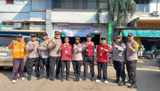 Polres Pelabuhan Tanjung Perak Kawal Gerakan Pangan Murah di Pasar Pabean