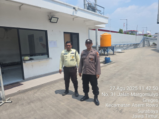 Personil Polsek Asemrowo Gelar Patroli di PT Injaplas, Sampaikan Himbauan Kamtibmas Antisipasi 3C