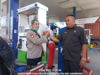 Polsek Asemrowo Laksanakan Patroli Dialogis di SPBU Margomulyo