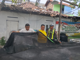 Polsek Semampir Laksanakan Patroli Harkamtibmas dan Pemantauan Budidaya Ikan Lele di Kampung Tangguh