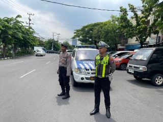 Patroli Harkamtibmas Polsek Pabean Cantikan di Jalan Jagalan Dalam Upaya Antisipasi Kerawanan serta Menjaga Kelancaran Mobilitas Warga