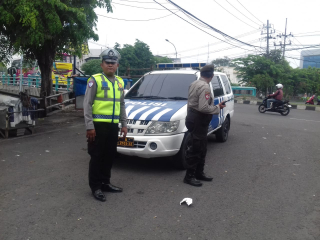 Polsek Pabean Cantikan Intensifkan Patroli Antisipasi 3C, Arus Lalin Terpantau Ramai Lancar