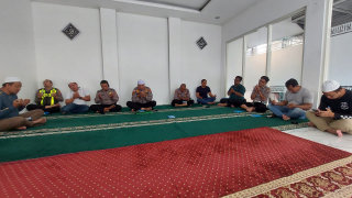 Binrohtal Kamisan Polsek Pabean Cantikan Perkuat Mental Personel Jelang Pengamanan Natal dan Tahun Baru