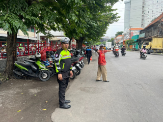 Patroli Polsek Pabean Cantikan Di Jalan Waspada Antisipasi 3 Cepu Dan Kejahatan Lainnya