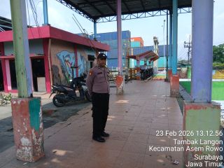 Polsek Asemrowo Laksanakan Patroli Keamanan Dan Pantau Rumah Pompa Air Balong 2