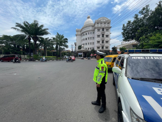 Polsek Pabean Cantikan Laksanakan Patroli Harkamtibmas di Jalan KH Mas Mansyur Benteng