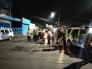Patroli Harkamtibmas Gabungan Antisipasi Gangguan Keamanan di Jalan Tenggumung Wetan