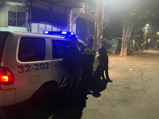 Patroli Harkamtibmas Dini Hari Polsek Pabean Cantikan di Jalan Bongkaran Antisipasi 3C dan Kerawanan Lainnya