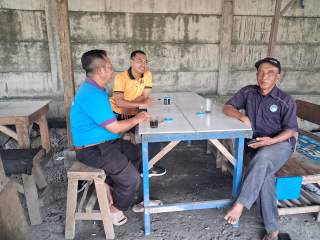 Bhabinkamtibmas Ampel Laksanakan Sambang dan Dialogis, Ajak Warga Jaga Kamtibmas serta Antisipasi Kenakalan Remaja dan Curanmor