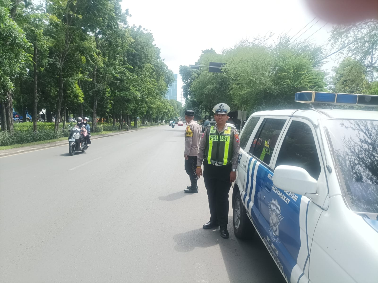 Polsek Pabean Cantikan Laksanakan Patroli Pengamanan di Jalan Perak Barat