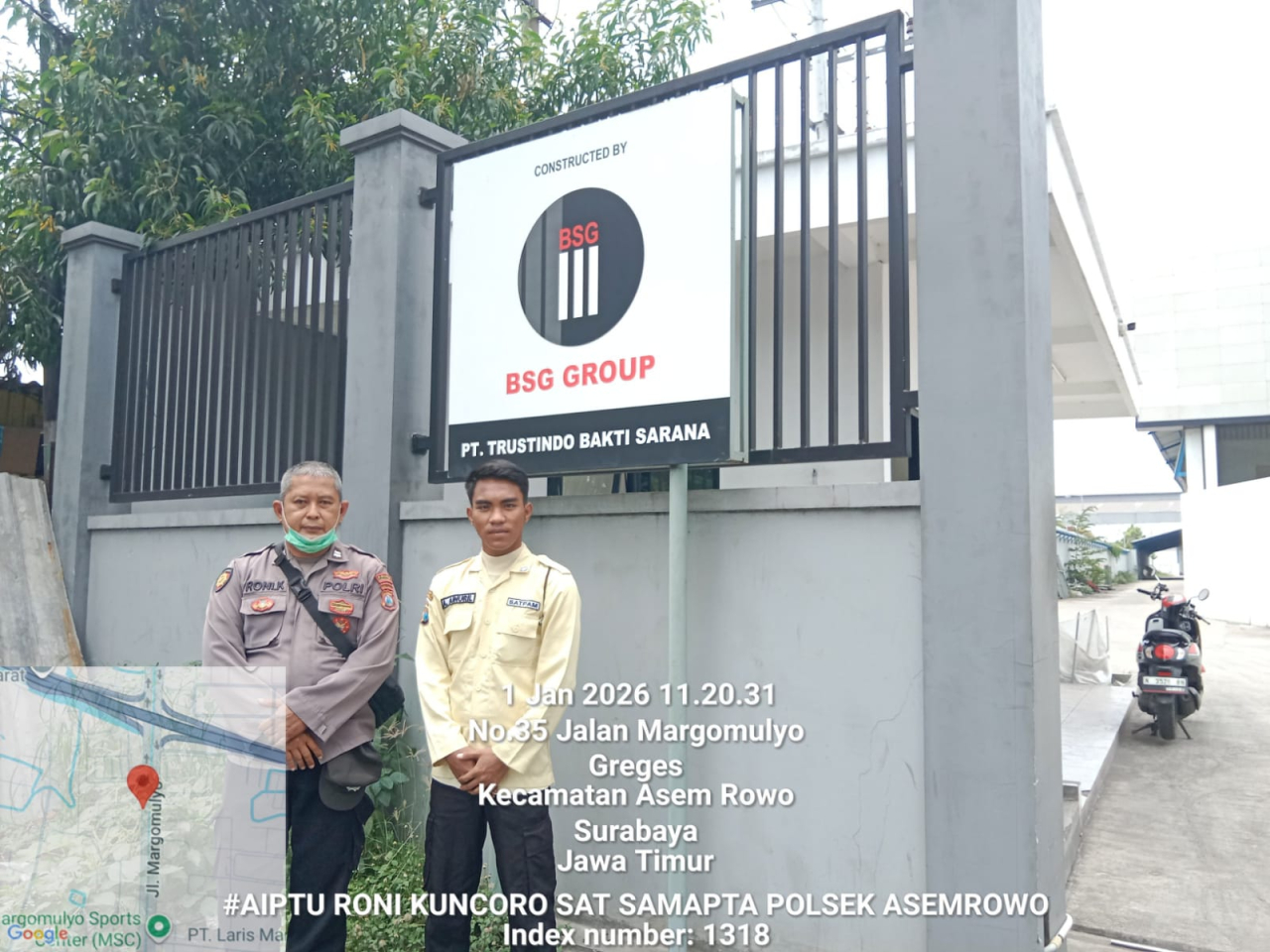 Polsek Asemrowo Gelar Patroli Harkamtibmas Di Kawasan Pergudangan Jalan Margomulyo