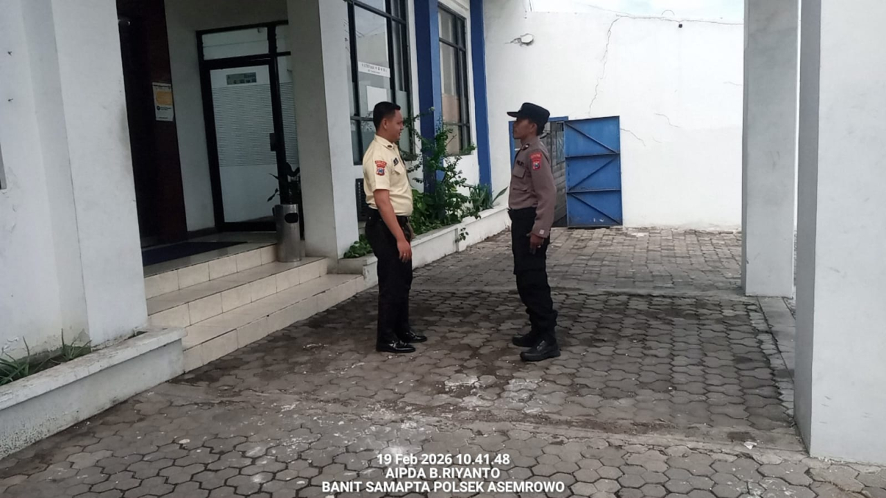 Patroli Objek Vital, Personel Polsek Asemrowo Amankan Bank Panin Tambak Langon